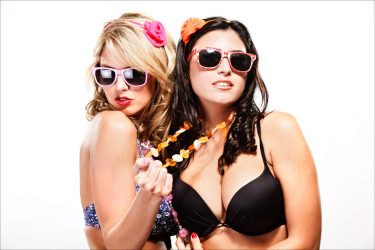 【エロ体験談・傑作選】巨乳ちゃんとモデルちゃんと3P