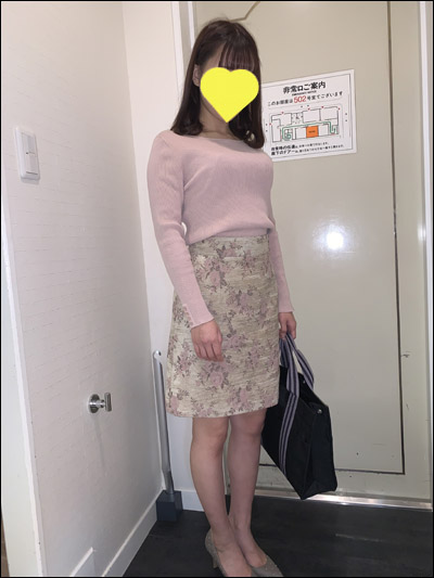 新規オープンのホテヘルで発見! 綺麗で癒し系スマイルが眩しいホテヘル嬢♪の画像1