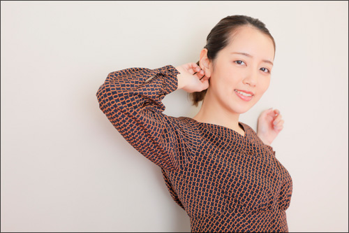 美咲かんな、極上おっぱいグッズと戯れる! 揉みごたえ抜群のぷにぷにLカップ乳の画像6