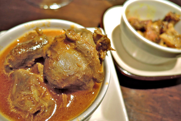 【勃活グルメ】「牡蠣のカレー」と「砂肝のアチャール」の画像3