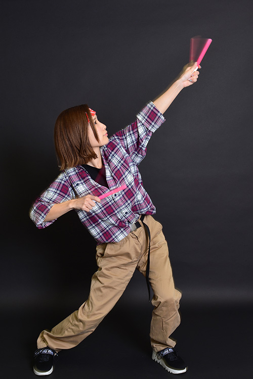 小島みなみ、18.5キロの特大オナホに感動! マジ肌仕様のボディオナホを何度も抱擁の画像5