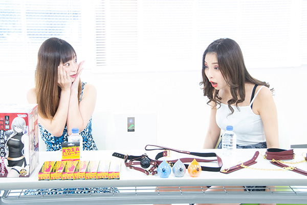 オモチャ好きグラドルと千人斬りキャバ嬢が大人のネット番組開始! ヤバいほど正直な「Truth」永井すみれ&TOMOKAインタビューの画像10