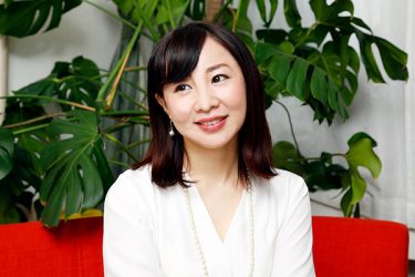 ロリ系熟女女優の最高峰・成宮いろはインタビュー！　キュートな熟女はエッチな姿を見られたがり