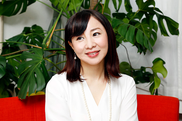 ロリ系熟女女優の最高峰・成宮いろはインタビュー! キュートな熟女はエッチな姿を見られたがりの画像2