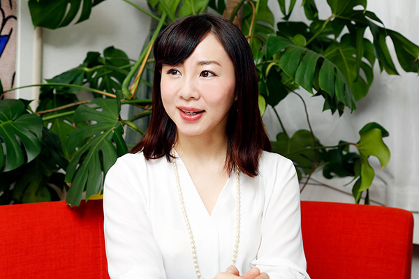 ロリ系熟女女優の最高峰・成宮いろはインタビュー! キュートな熟女はエッチな姿を見られたがりの画像7