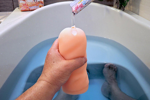 まったりひとり風呂に必携! ボルテックスヒダの波打つ快感が渦潮のようにやってくる「やわらか真空オナホ」の画像7