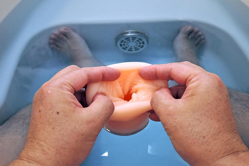 まったりひとり風呂に必携! ボルテックスヒダの波打つ快感が渦潮のようにやってくる「やわらか真空オナホ」の画像9