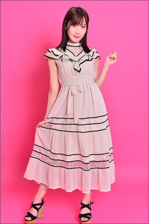 恥ずかしがり屋のエッチ大好きふんわり美女・葉月桃【イメージガール記念インタビュー】の画像1