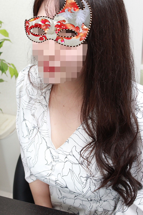 舐め犬さんを飼っていたGカップ風俗嬢！　舐められ好きの『クンニ塾』講師は清楚なパイパン美女!!の画像2