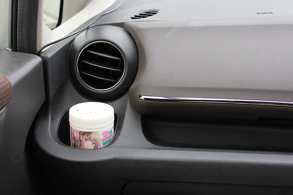 ギャルJKの香りで幸せ度数アップ! 『ギャル女子校生を助手席に乗せた時の匂い カーフレグランス』で車内が萌え空間にの画像6