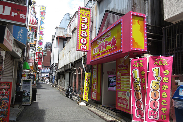 緊急事態宣言下の新宿 ~不夜城が眠りについた惜春~【コロナ禍の歌舞伎町・新大久保:激写リポート】の画像20