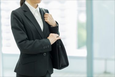 【エロ体験談・傑作選】就活中のパイパン女子大生とセフレになった話