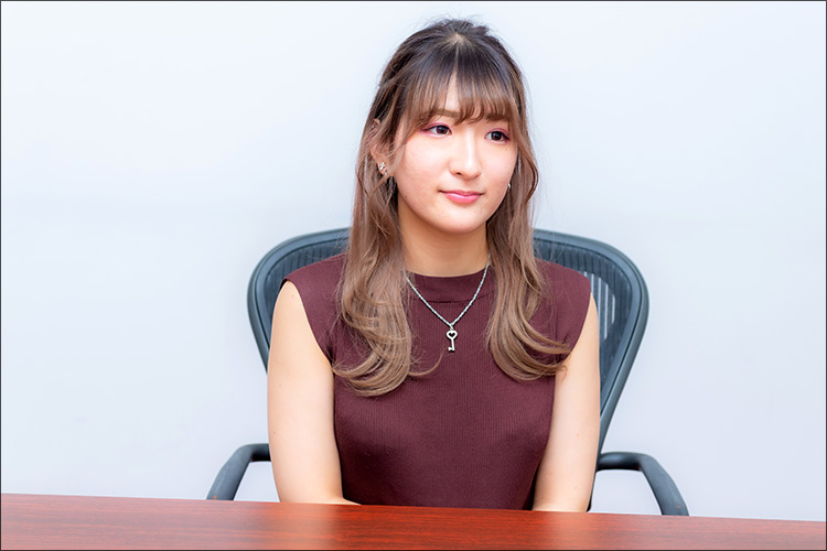 国民的歌手のバックダンサーがAVデビュー! 超アグレッシブ鬼ヤリマン女優「朝日奈みお」直撃インタビューの画像2