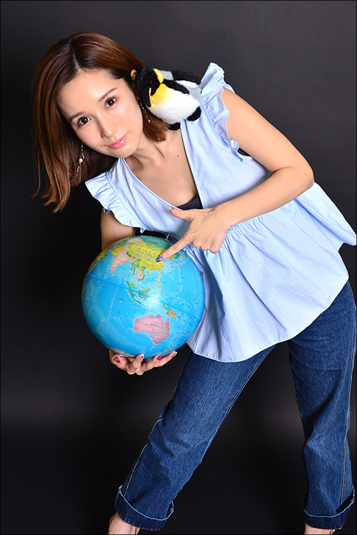 小島みなみ、革命的オナホにレボリューション♪ ゴージャス&ハイスペックな大人のオモチャをイジりまくるの画像17
