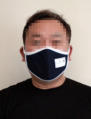 街中でスク水をクンカクンカ! 興奮と羞恥心を煽る『スクール水着マスク』でコロナ禍を乗り切れ!!の画像8