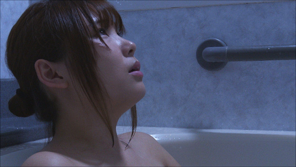 バックで快感を貪る、ケダモノのような人妻たち…FAプロ最新作『後ろから突いて!』の画像10
