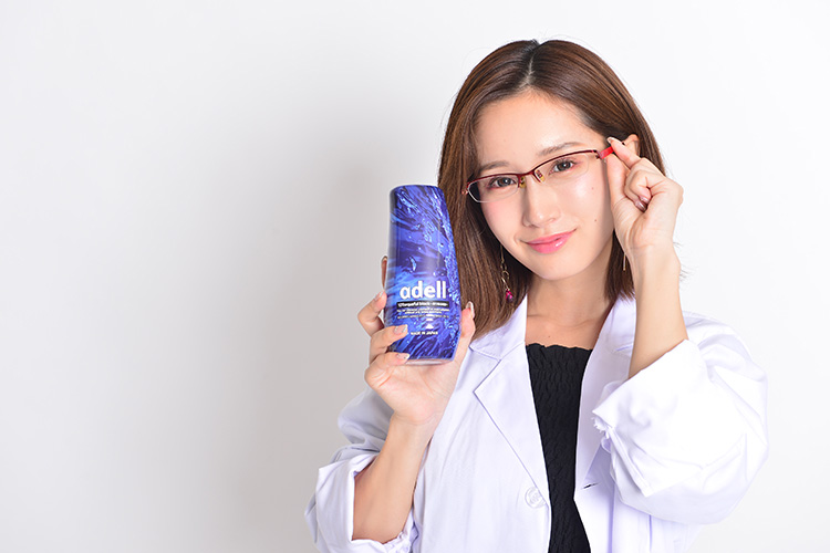 小島みなみ、吸い込みがヤバいブラックホール型オナカップに驚愕【最新オナホ研究】の画像11