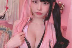 非公開: えなこ、「えちかわの権化」すぎるナース谷間! 超人気になっても「肌見せ」宣言にファン歓喜