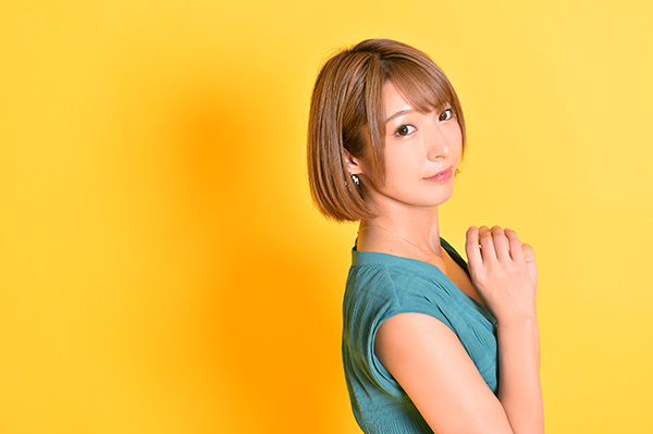 阿部乃みく、リモート乳首責め願望アリ!? スマホでチクニーグッズを簡単&遠隔操作できる近未来コントローラの画像8