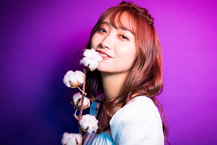 加美杏奈グラビア連載:Anna 12colors #Purpleの画像1