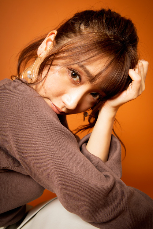 加美杏奈グラビア連載：Anna 12colors / November , Brownの画像7