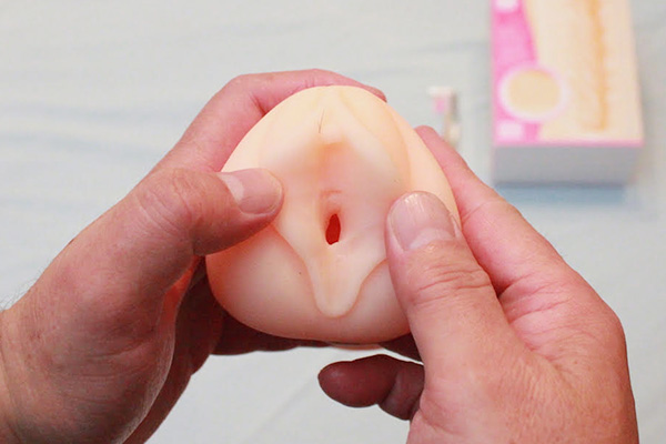 アソコに絡みつくミミズ千匹！　まったり柔らかな濃厚密着を味わえる名器ホール『茜音』の画像6