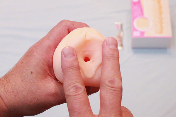 アソコに絡みつくミミズ千匹！　まったり柔らかな濃厚密着を味わえる名器ホール『茜音』の画像7