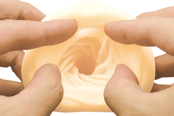 アソコに絡みつくミミズ千匹！　まったり柔らかな濃厚密着を味わえる名器ホール『茜音』の画像8