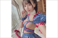 似鳥沙也加、ポップなのに攻撃的なGカップ横乳! 雑誌の表紙グラビアで再び下乳露出!!