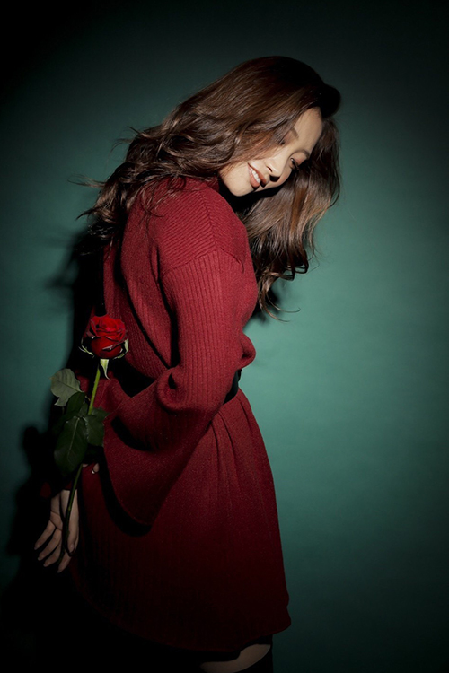 加美杏奈グラビア連載：Anna 12colors / December , Greenの画像8