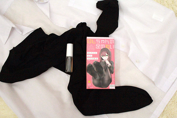 ドルガバよりかぐわしい!?　リアルガチすぎる香りグッズ『OLちゃんの足の匂い』は男のDNAに染み込んだ本能の香りの画像2