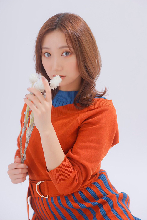 加美杏奈グラビア連載：Anna 12colors / January , Whiteの画像9