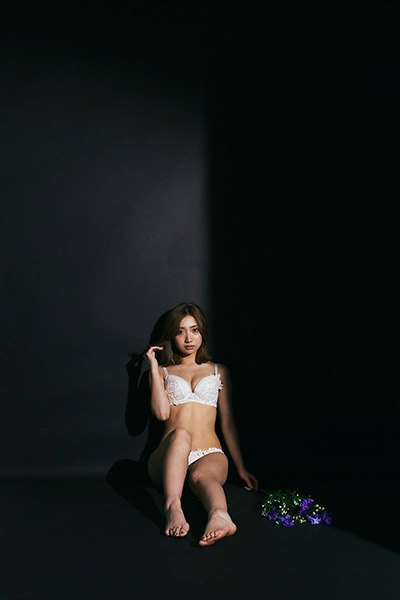 加美杏奈グラビア連載：Anna 12colors / May , Blackの画像13