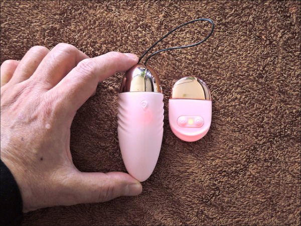 女性の陵辱感を自由自在！　リモートできる高性能リモコンピンクローターの画像5