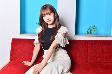 三上悠亜、「自分のことを見てくれるファンを増やし続けたい」SNSフォロワー数600万超えも衰えぬ向上心!!|6周年記念SPインタビュー!