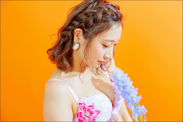 加美杏奈グラビア連載：Anna 12colors / July , orangeの画像23