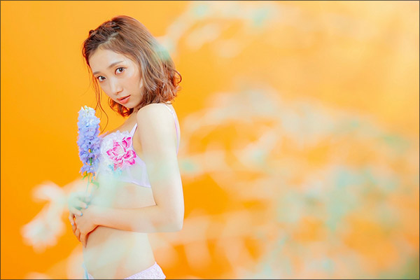 加美杏奈グラビア連載：Anna 12colors / July , orangeの画像24