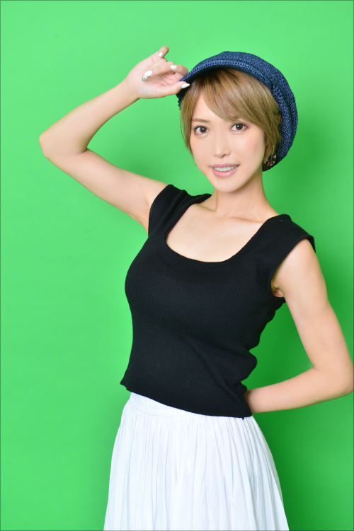 君島みお、もっちもちな質感の柔らかディルドに一目惚れ!?　多彩な使いみちに興味津々？の画像2