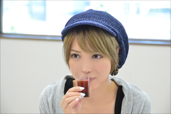 君島みお、とろとろローションに驚愕! セクシーで癒される温泉風ローション大絶賛!の画像7