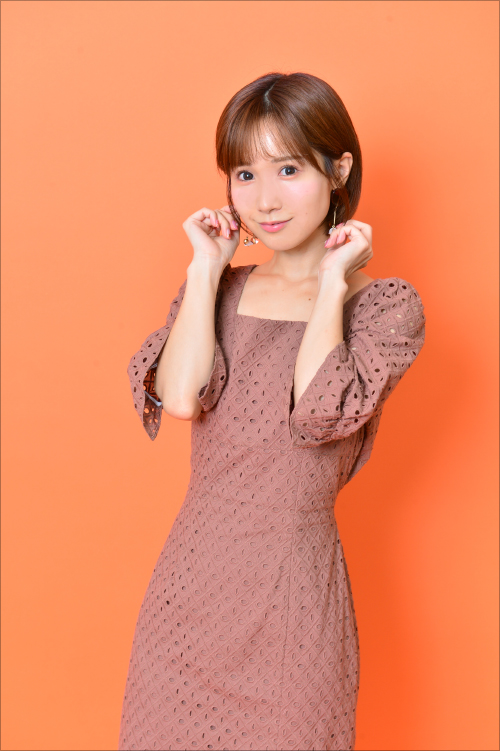 電マ愛好家・小島みなみが『ピンクデンマ ゼロ』に大はしゃぎ!!　「挿入されながらあててほしい!!」の画像2