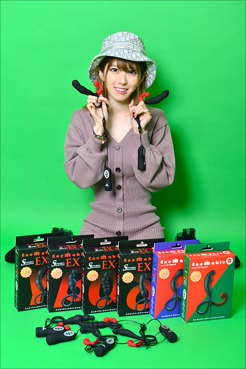 有坂深雪、アナニーグッズに大興奮！　「メスイキさせたい！」「ヒィヒィ言わせる！」インタビュー中に「ドS宣言」発令!?の画像1