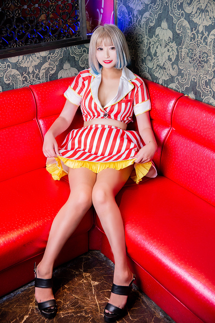 チャームポイントはニコッと笑う時の八重歯です！～なつきちゃん～の画像6