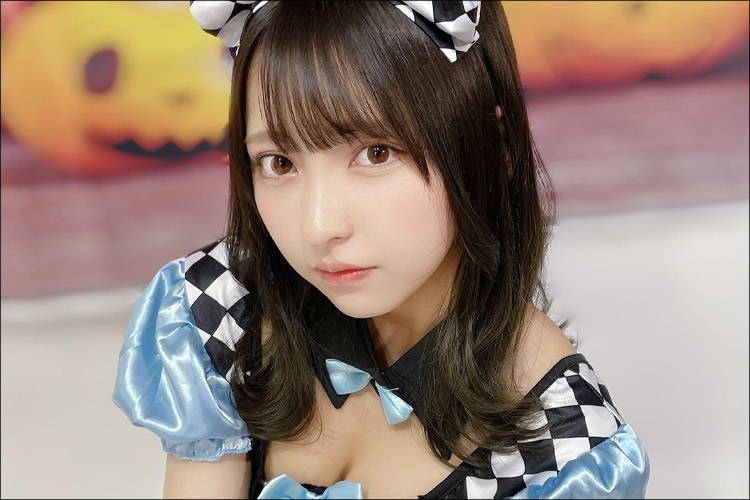 「顔面最強美少女」十味のドキドキサービスショットの画像1