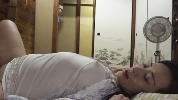 妻の母親と禁断の不倫セックス…FAプロ『淫らでいやらしい お義母さん』の画像2