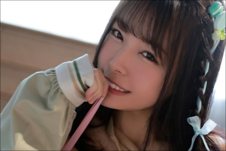 純真美少女のブラ丸出し甘々ツイート｜八木奈々@yaginana0903