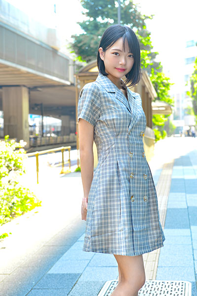 【新人AV女優インタビュー】つぶらな瞳の「粒楽あむ」は見られると興奮するAVの天才の画像5