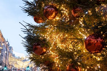 クリスマスに向けてマッチングアプリを使ったことはある？ アプリで出会った人とのXmasエピソード特集！