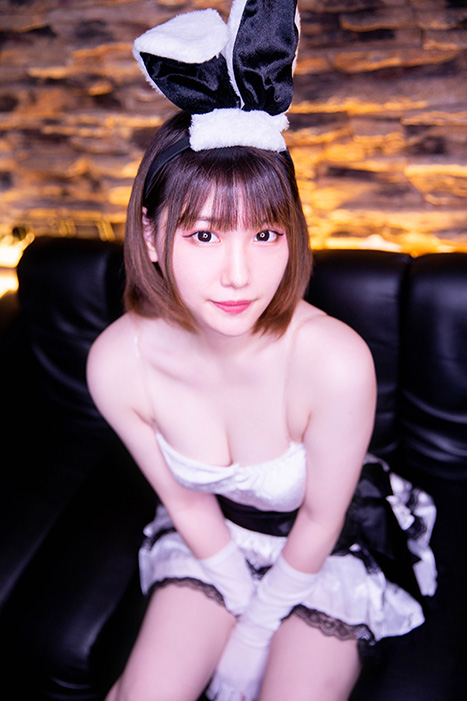 エッチな心理テストでバックからイヤラシイ格好をすることが快感な『めあちゃん』!の画像7