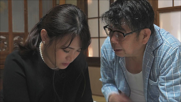 義父と義兄に抱かれる未亡人…FAプロ『亡人 喪服を汚す 夫が死んで忍び寄る義父・義弟 涼城りおな』の画像10