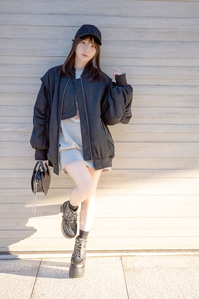 石川澪オークション15は入札するだけで生写真ゲット! 石川澪21歳の写真集プロジェクトの画像1
